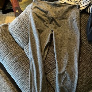 Medium Vuori Yoga Pants